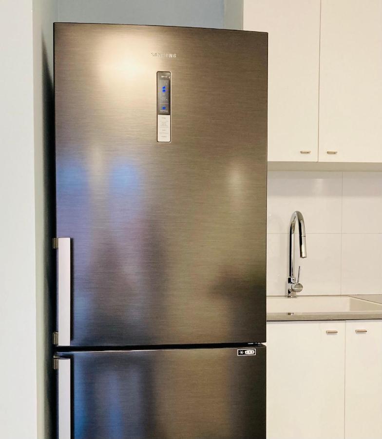Lovely New Private Duplex In Prime Center Location Apartment